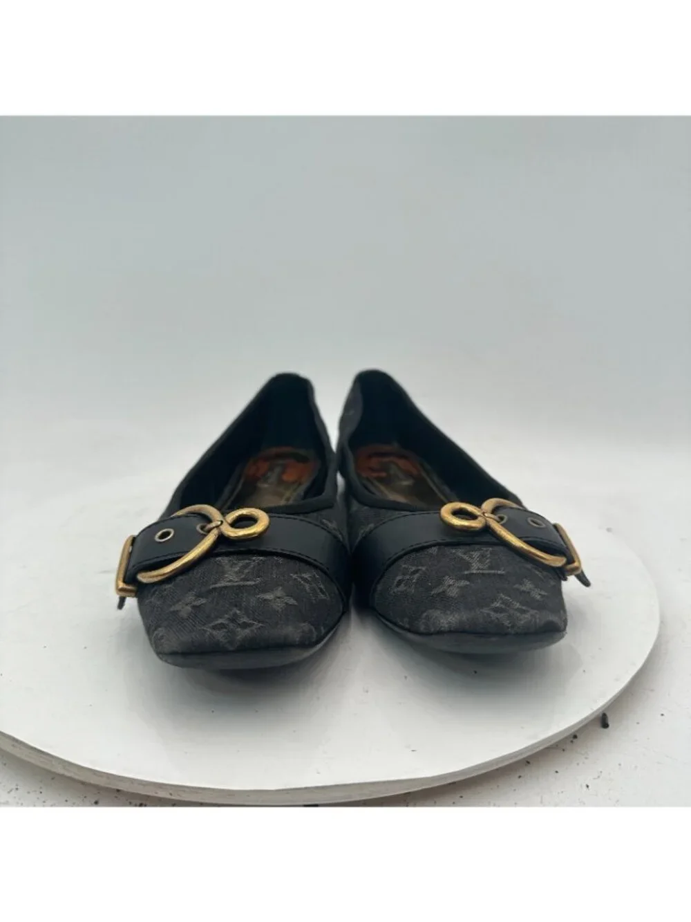 Louis Vuitton Women Size EU 40 US 10 Grey Monocrom Canvas Buckle Flat Shoes